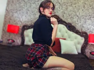Live EmilyHold