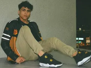Toy MiikeAdams