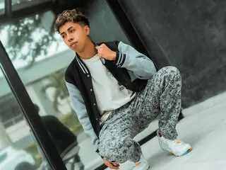 Lj OliverWalkerr